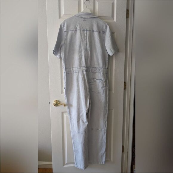 NWT Faherty Size Medium Blythe Jumpsuit Light Indigo Wash Style WBS2213 - Picture 6 of 15